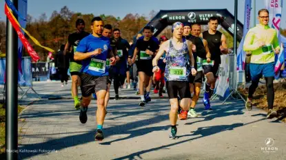 Na Mazurach zorganizowano Heron Ultra Maraton. Zobacz film