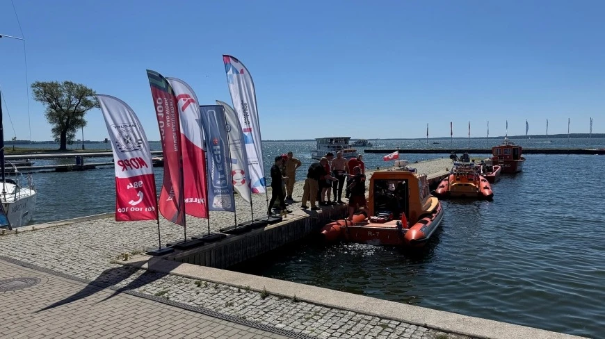 Tragiczny wypadek nad jeziorem Niegocin – dramatyczna walka o życie chłopca 