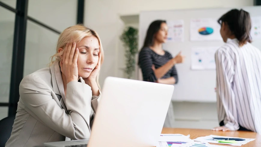 Praca bez satysfakcji, zmęczenie, zero perspektyw? Brzmi znajomo? Czas to zmienić!