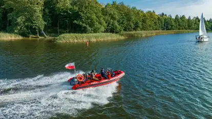 Pomoc Wodna na Mazurach - zdjęcie 3