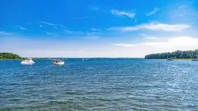 Wąskie żeglarskie gardło na Mazurach, jezioro Kirsajty - zdjęcie 41