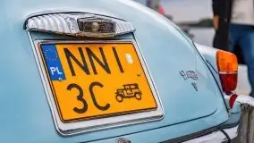 Zlot zabytkowych aut przy restauracji Nóż w wodzie w Mikołajkach - zdjęcie 56