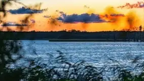 Zachód słońca nad jeziorem Kirsajty, wrzesień 2021 r. - zdjęcie 5