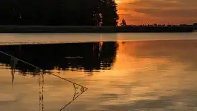 Ognisty zachód przy porcie Ognisty Ptak, jezioro Święcajty - zdjęcie 4