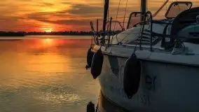 Ognisty zachód przy porcie Ognisty Ptak, jezioro Święcajty - zdjęcie 33