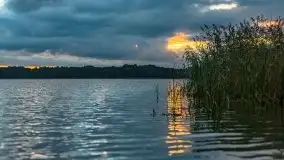 Zachód słońca nad jeziorem Dobskim, wrzesień 2021 r. - zdjęcie 17