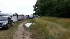 Szeroki Ostrów pełen śmieci - zdjęcie 13