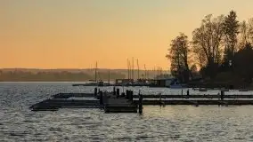 Zachód słońca w Rynie nad jeziorem Ryńskim, październik 2021 r. - zdjęcie 31