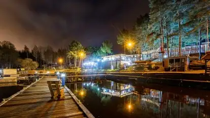 Port Tajty - listopadowa noc 2021 r.