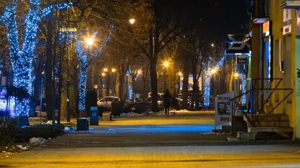 Nocne Giżycko gotowe na święta, grudzień 2021 - zdjęcie 2