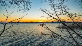 Zachód słońca nad jeziorem Święcajty, grudzień 2021 r. - zdjęcie 20