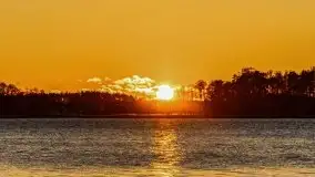 Grudniowy zachód słońca nad jeziorem Kisajno 2021 - zdjęcie 30