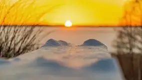 Wschód słońca nad jeziorem Niegocin, krzyż św. Brunona - zdjęcie 8