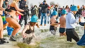 Morsowy polonez w wykonaniu Zimowego Ptaka, luty 2021 r. - zdjęcie 115