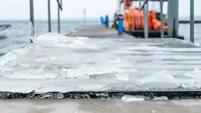 Niegocin i Giżycko skute lodem, grudzień 2020 - zdjęcie 14