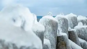 Niegocin i Giżycko skute lodem, grudzień 2020 - zdjęcie 1