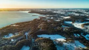 Wschód słońca nad Giżyckiem i jeziorami Niegocin i Kisajno z drona - zdjęcie 33