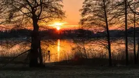 Marcowy zachód słońca nad jeziorem Kisajno - zdjęcie 2