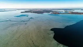 Jezioro Dargin rozstaje się z lodem, przedwiośnie 2022 r. - zdjęcie 12
