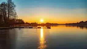 Zachód słońca nad jeziorem Tajty w Wilkasy Zalesie - zdjęcie 22