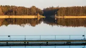 Jezioro Tajty widoczne z zachodniego brzegu - zdjęcie 3