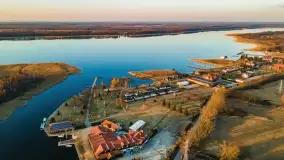 Zachód słońca nad Piszem i jeziorem Roś z drona - zdjęcie 4