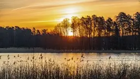 Wschód słońca przy wyspie Wydmińskiej, kwiecień 2022 r. - zdjęcie 2