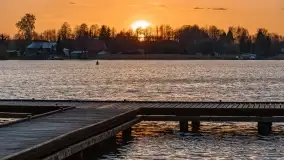 Zachód słońca nad jeziorem Boczne, widoczny z Rydzewa - zdjęcie 18