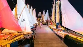 Nocne zdjęcia z XXIII zlotu klubu Jacht Oldtimet, Stranda, sierpień 2022 - zdjęcie 26