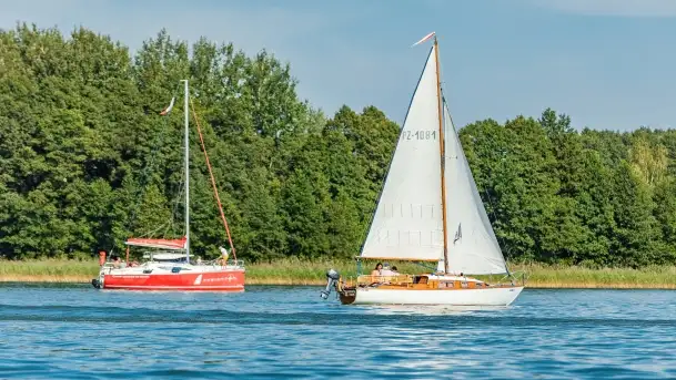 Regaty klubu Jacht Oldtimer, Kisajno, sierpień 2022 - zdjęcie 4