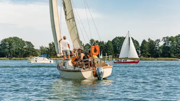 Regaty klubu Jacht Oldtimer, Kisajno, sierpień 2022 - zdjęcie 3