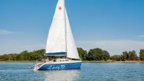 XXIII Zlot Klubu Jacht Oldtimer na zdjęciach Bożeny Klonowskiej - zdjęcie 33