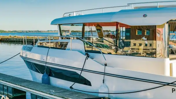 Nowy model jachtu motorowego LY 30+ już po testach na Mazurach - zdjęcie 3