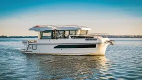 Nowy model jachtu motorowego LY 30+ już po testach na Mazurach - zdjęcie 2