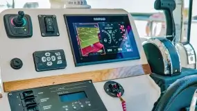 Nowy model jachtu motorowego LY 30+ już po testach na Mazurach - zdjęcie 10