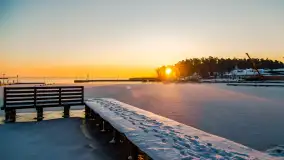 Zimowy wschód słońca w PTTK Wilkasy nad jeziorem Niegocin - zdjęcie 10