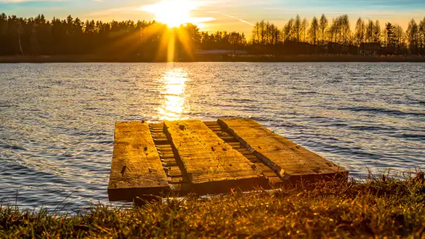 Zachód słońca nad jeziorem Ryńskim