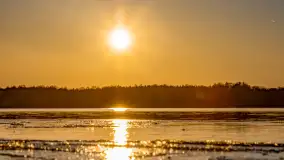 Zachód słońca nad jeziorem Mamry, luty 2023 r. - zdjęcie 28