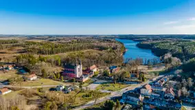 Święta Lipka z drona, marzec 2023 r. - zdjęcie 3