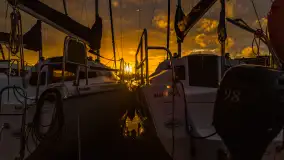 Zachód słońca w Mikołajkach, czuć sezon 2023 - zdjęcie 17