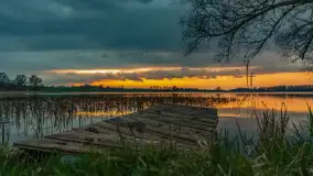 Zachód słońca nad jeziorem Dejgunek, kwiecień 2023 r.  - zdjęcie 13
