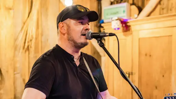 Grają na Mazurach - Grzegorz Polakowski w Tle Dla Mew - zdjęcie 11