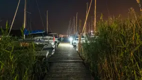 Nocne zdjęcia portu Łabędzi Ostrów, lipiec 2023 r. - zdjęcie 6