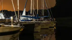 Nocne zdjęcia portu Łabędzi Ostrów, lipiec 2023 r. - zdjęcie 23