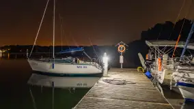 Nocne zdjęcia portu Łabędzi Ostrów, lipiec 2023 r. - zdjęcie 11