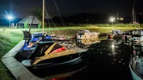 Nocne zdjęcia w porcie Marina Górkło, lipiec 2023 r. - zdjęcie 17