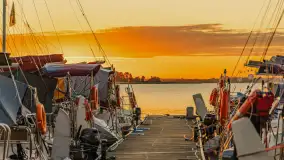 Wschód słońca nad jeziorem Mamry, Stanica Wodna Kietlice, sierpień 2023 r. - zdjęcie 18