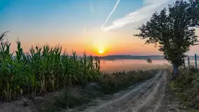 Wschód słońca we wsi Pożarki, wrzesień 2023 r. - zdjęcie 1