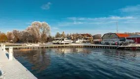 Mazurska biała jesień w porcie Ognisty Ptak, listopad 2023 r. - zdjęcie 2