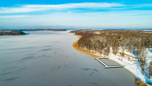 Zimowa wersja Kisajna, porty w zatoce Tracz, styczeń 2024 r. - zdjęcie 5